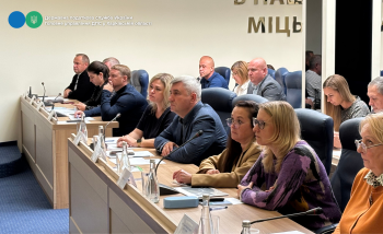 Діалог з постраждалим бізнесом та консультації податківців